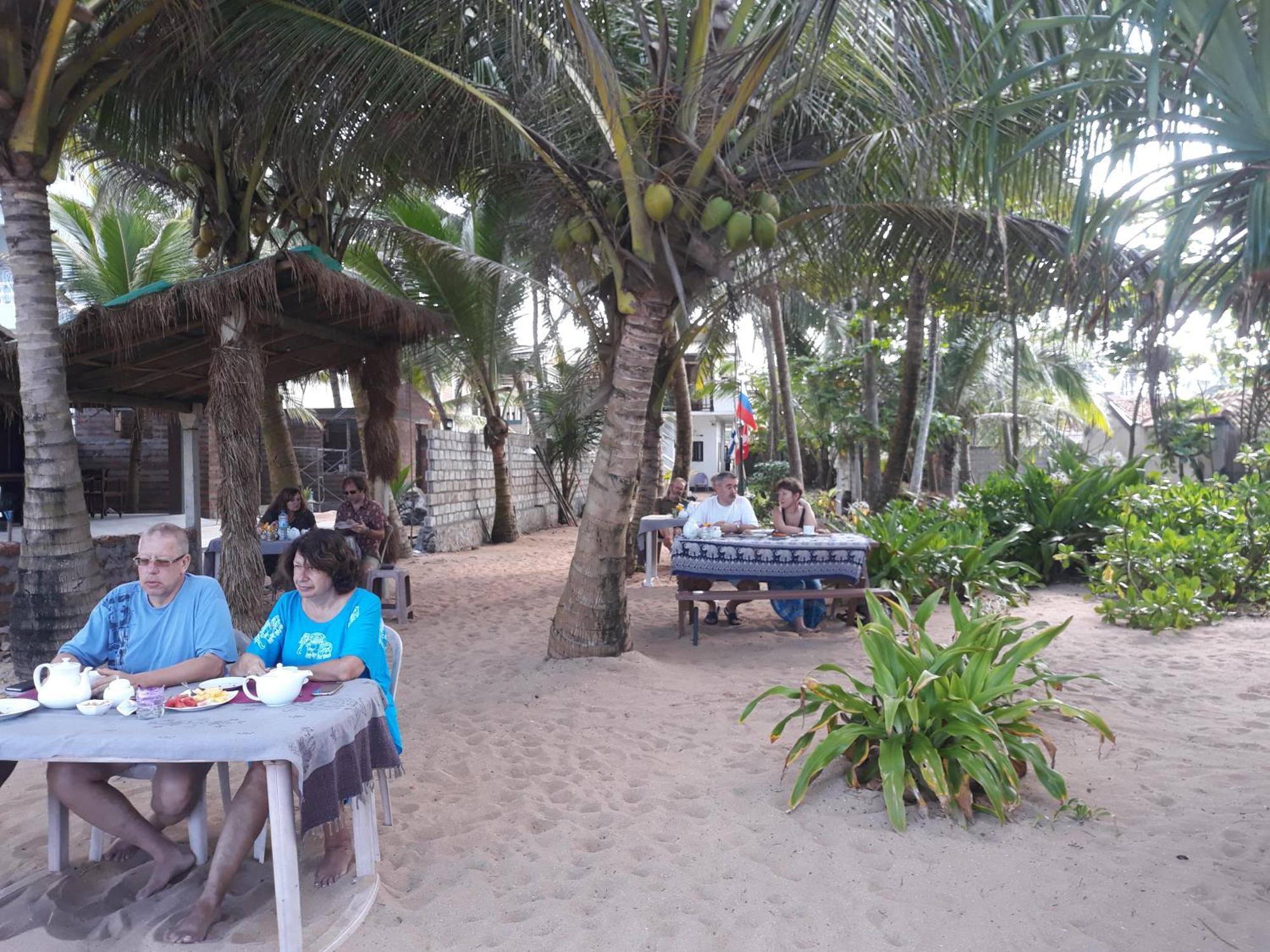 Arcade Beach Hotel Bentota Extérieur photo