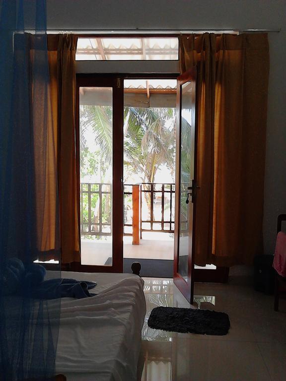 Arcade Beach Hotel Bentota Extérieur photo